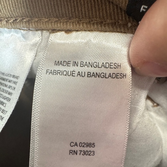 Lucky Brand Farrah Flare High Rise Jeans - Picture 5 of 13